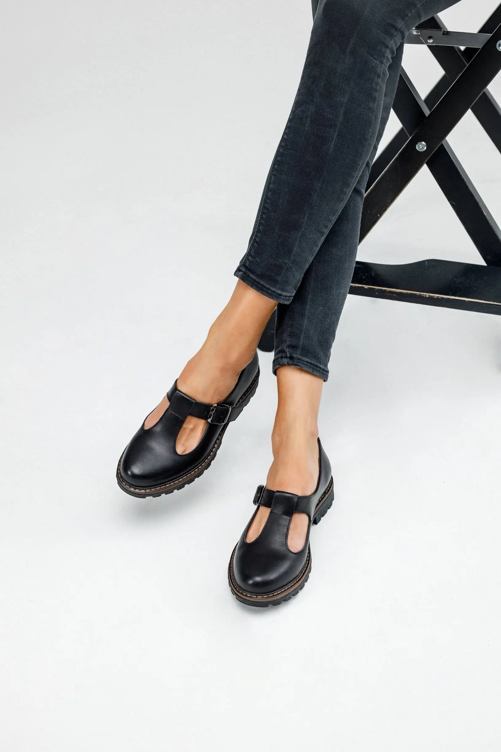 Black Leather T-strap Mary Jane Flats Black Leather T-strap Mary Jane Flats
